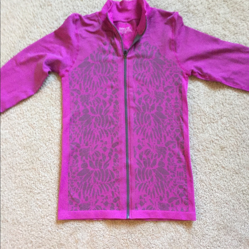 Fuscia color yoga exercise top sweater 💕 price is firm
